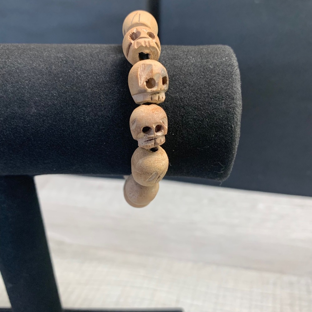 Hand Carved Wooden Skull Bead Elastic Bracelet Brown Boho Gothic Memento Mori